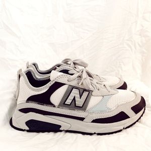 WORN ONCE- NEW BALANCE SNEAKERS